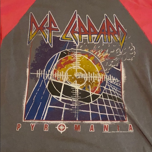 Def Leppard Baseball Tee - Picture 2 of 3